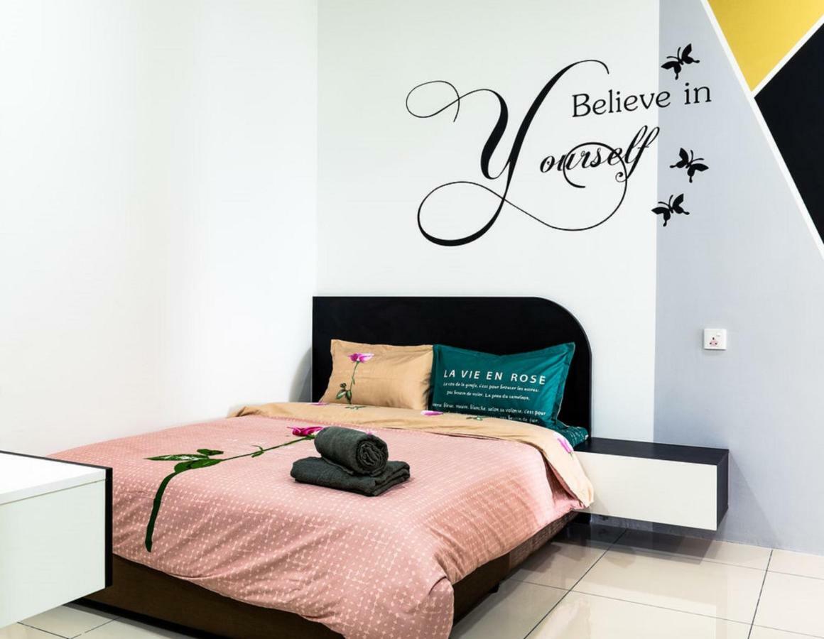 Southwest Designer Suite By D Imperio Homestay Penang Баян Лепас Екстериор снимка